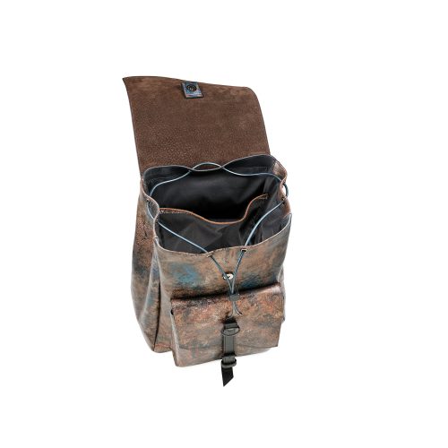 Interior rucsac din piele naturala Foggy Mountain Koja, compartiment principal si detalii interioare