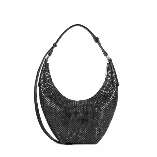 Geantă din piele naturală croco negru Eclipse, model de umăr cu formă semilună și bretea reglabilă, fotografiată frontal.