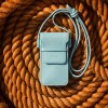 Husă de telefon Smart din piele naturală bleu, vedere frontală, cu clapetă magnetică și baretă lungă